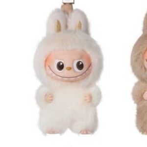 Labubu Pin For Love (A)